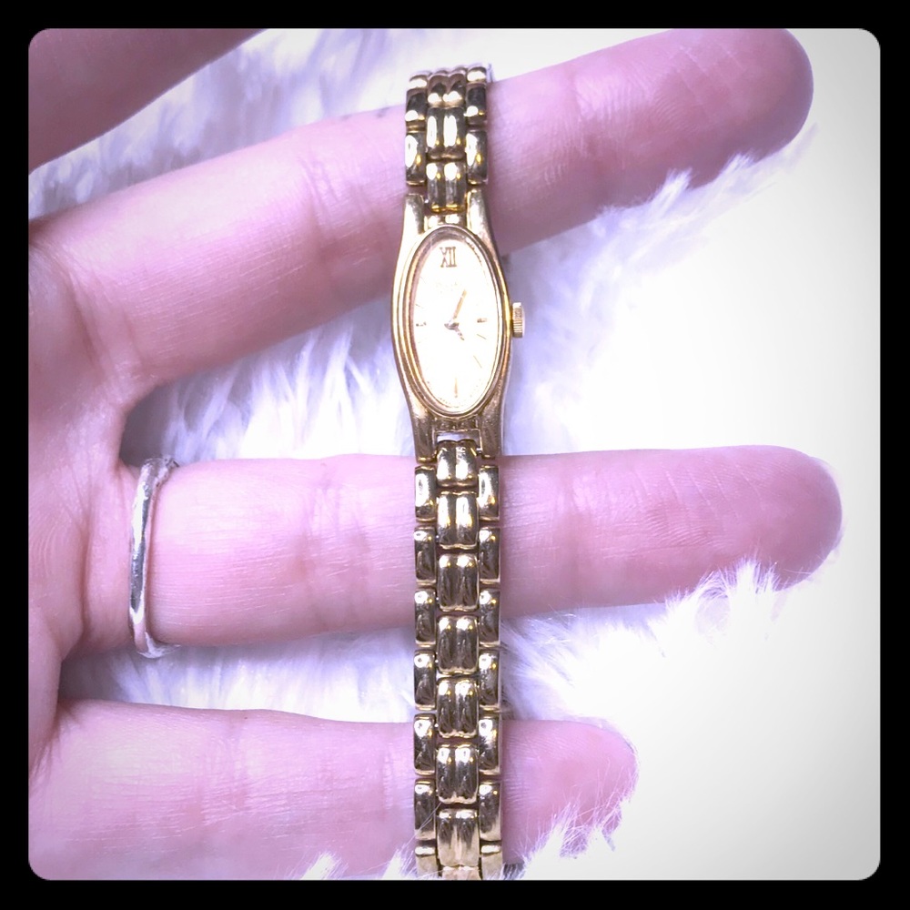 Pulsar quartz vintage chain ladies watch